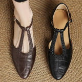 GENARA | Classic Mary Jane Shoes